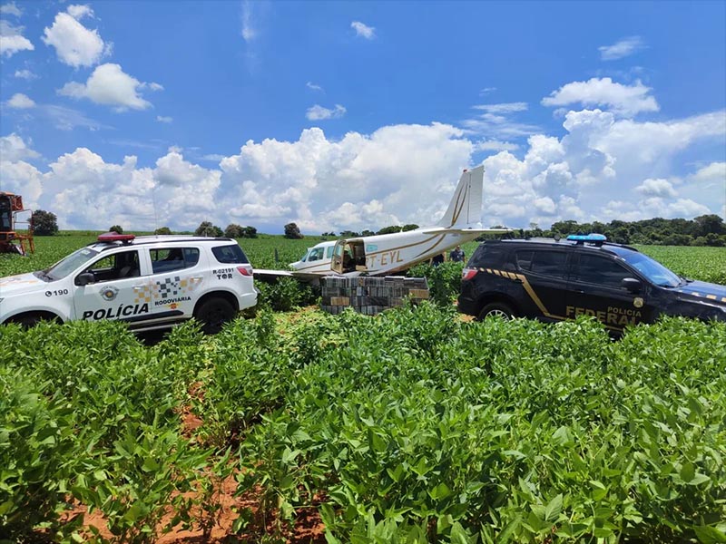 Polícia Civil confirma prisão de suspeito que estava em avião com mais de 500 kg de cocaína