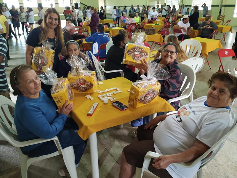 Centro de Convivência do Idoso comemora Páscoa