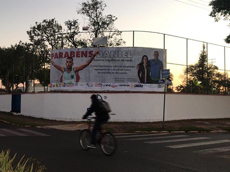 Outdoor homenageia atleta que vai competir em Tóquio e seus professores em Paraguaçu