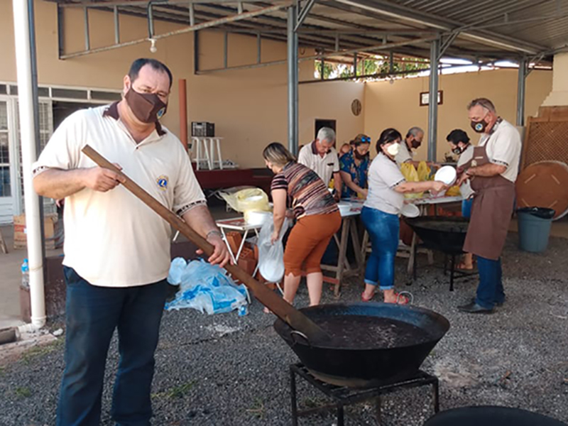 CL Marcelo Lima promove 5º aniversário solidário com feijoada Drive Thru