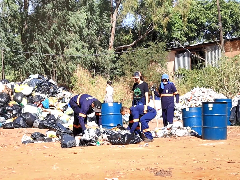 Prefeitura, em parceria com o Cisorp e Unesp, realiza a análise de resíduos sólidos em Paraguaçu