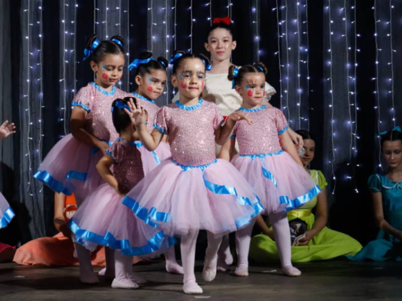 Festival de Dança AFC e PTC apresenta aos pais o trabalho desenvolvido com alunas de ballet