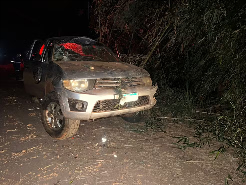 Jovem morre em acidente envolvendo caminhonete com nove ocupantes em Santa Cruz do Rio Pardo