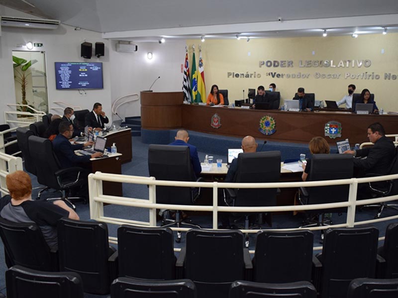 Câmara aprova projetos do Prefeito Antian