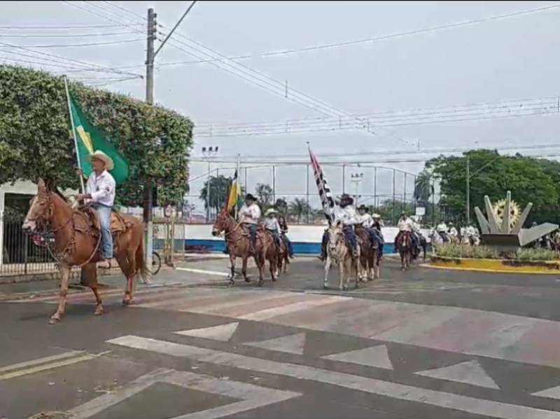 Cavalgada da Independência dá a largada para a Expo Paraguaçu 2024