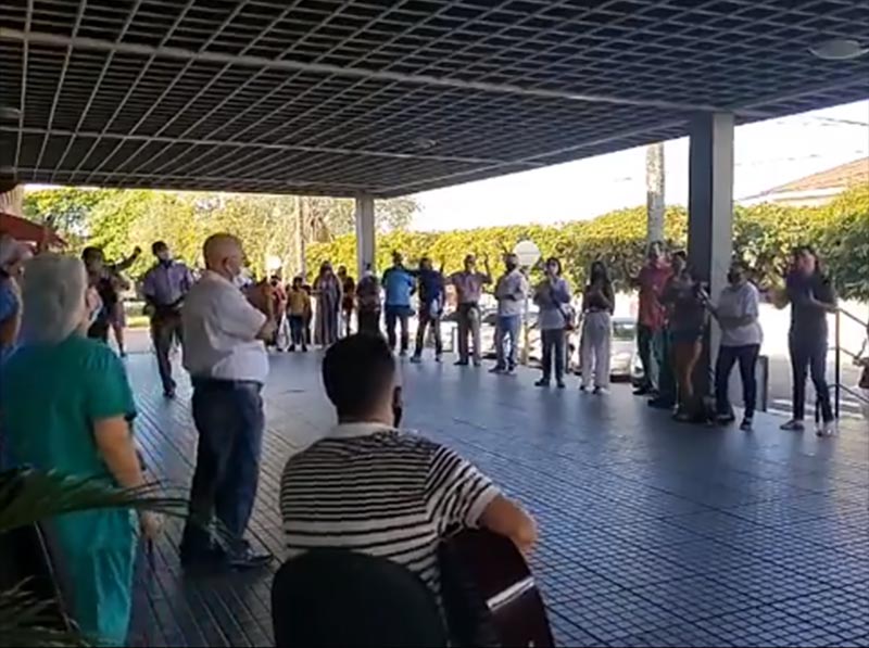 Igrejas evangélicas de Paraguaçu Paulista realizam oração na Santa Casa