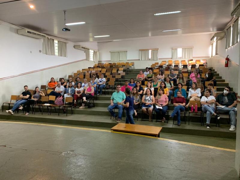 Profissionais de Saúde de Paraguaçu participam de palestra sobre o TEA e ampla neurodiversidade