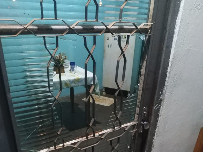 Homem soca porta de vidro para não agredir esposa e fica gravemente ferido em Martinópolis