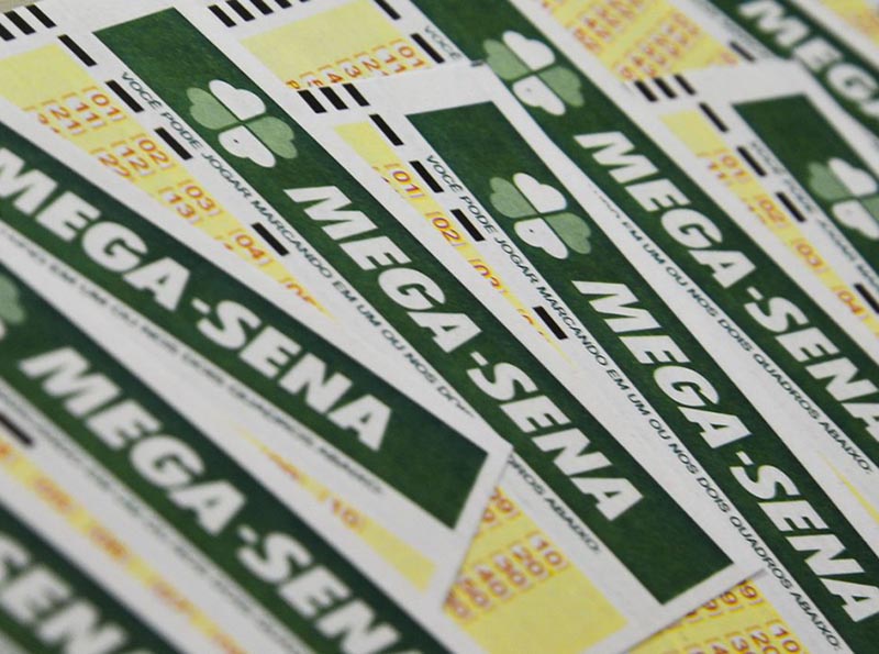 Mega-Sena acumula e sorteia R$ 65 milhões na quarta-feira