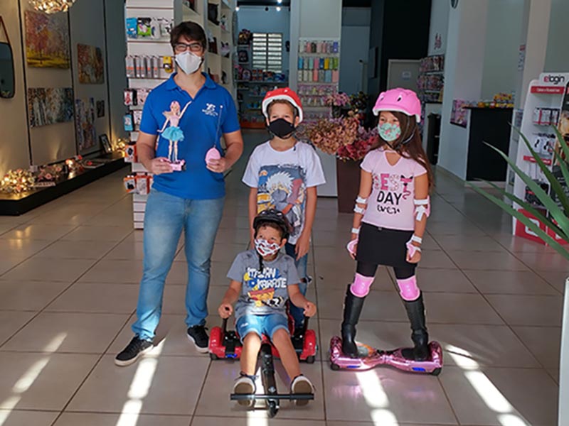 Hoverboard, febre entre a criançada, você só encontra na Barretto Mega Store