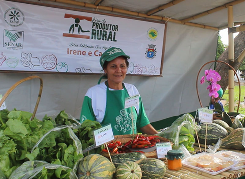 Feira do Produtor Rural na Praça do Panambi é sucesso