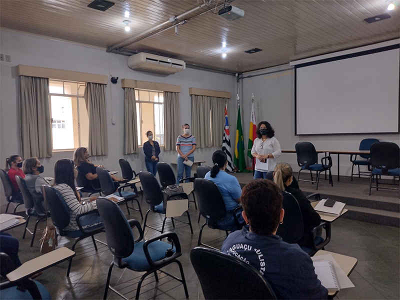 Educação amplia atendimento dos alunos nas aulas presenciais