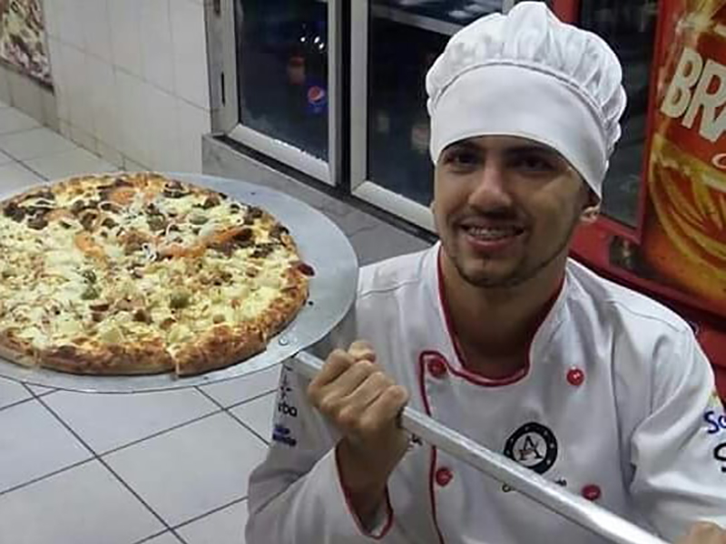 Que tal levar a pizzaria para sua casa? Chame o Pizzaiollo Brancalião!