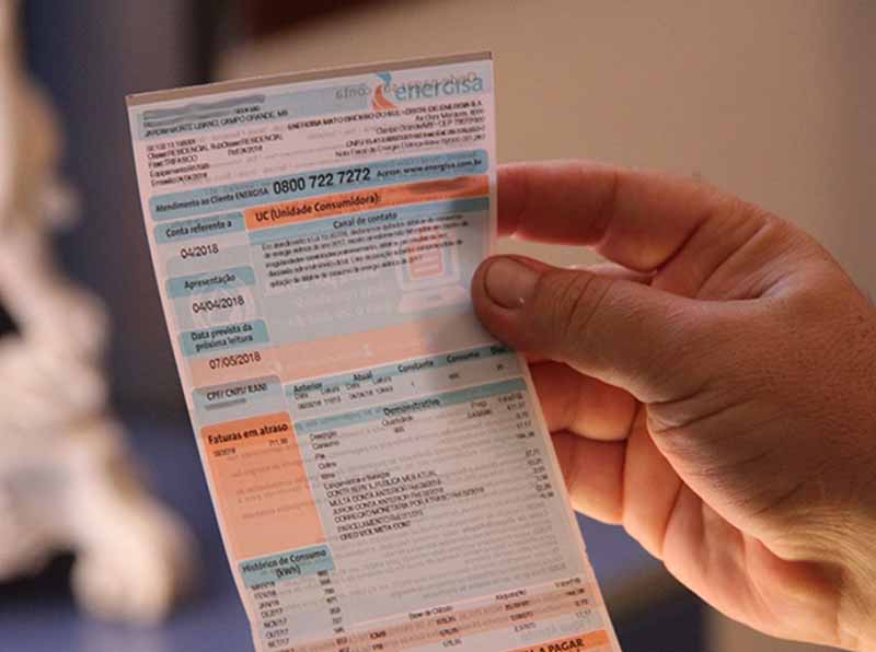 Mês de julho começa com reajuste e conta de luz mais cara