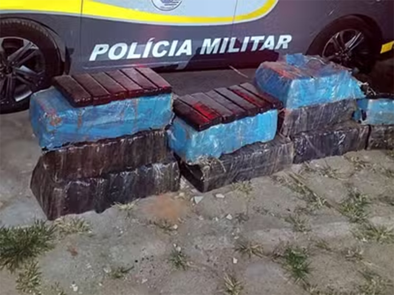 Motorista é preso com 300 kg de maconha após caminhão quebrar em Pirapozinho