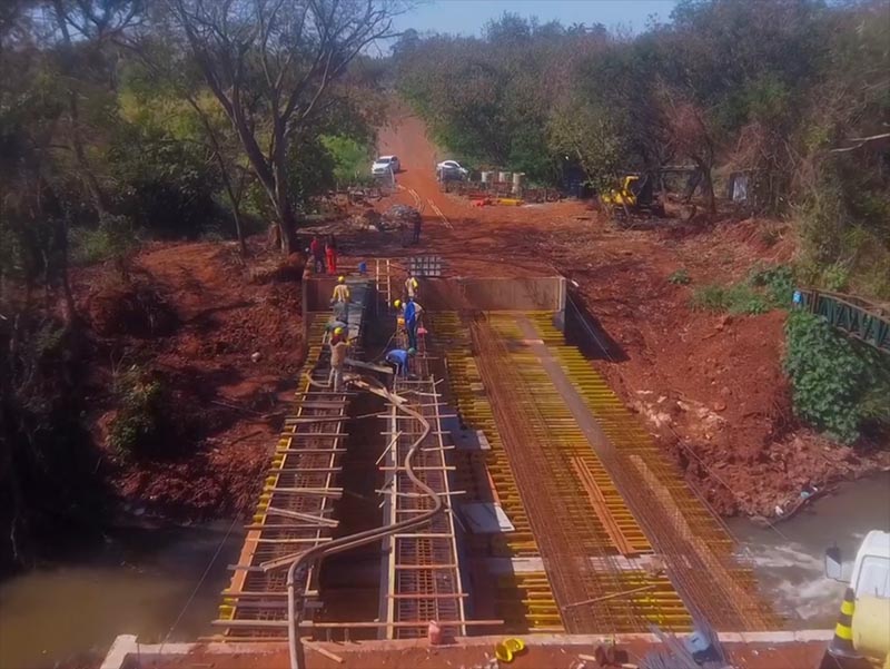 Tem início a concretagem da Ponte de Roseta