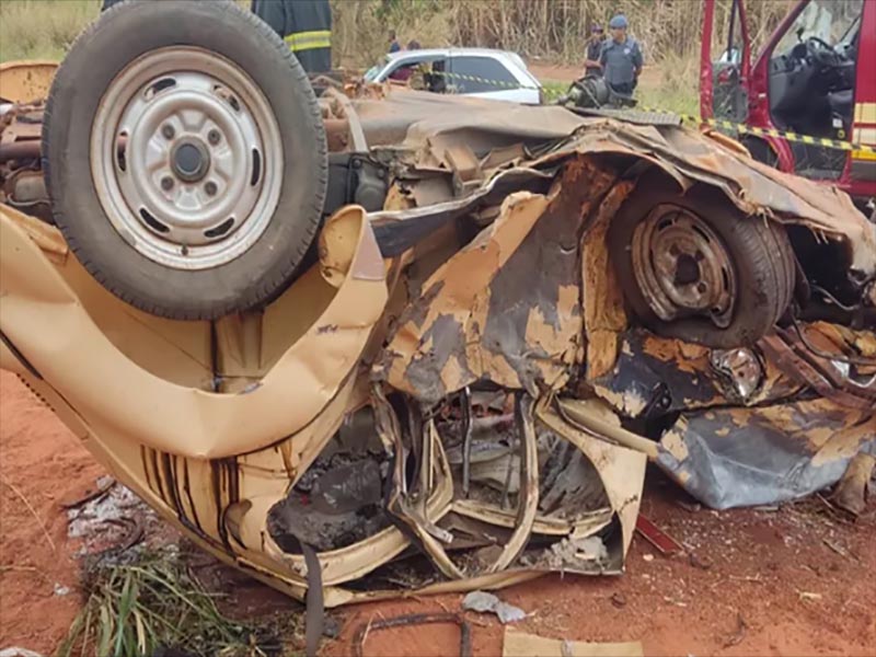 Motorista morre e outro fica ferido após colisão frontal em vicinal de Borborema