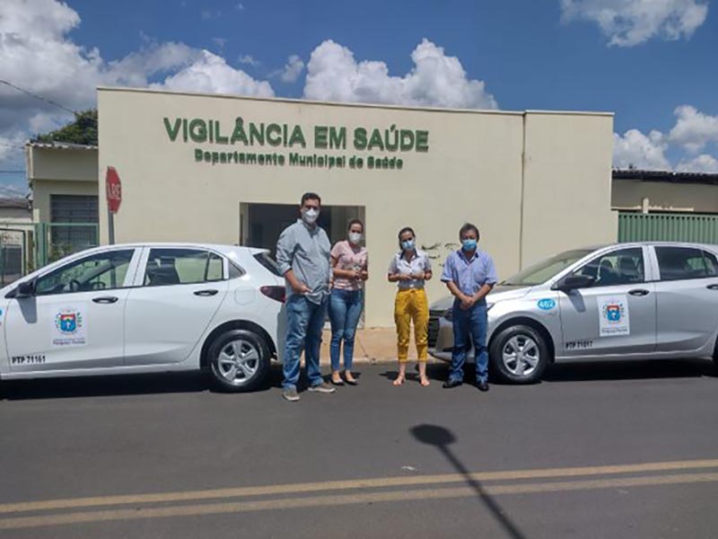 Vigilância em Saúde recebe dois carros para trabalho das equipes