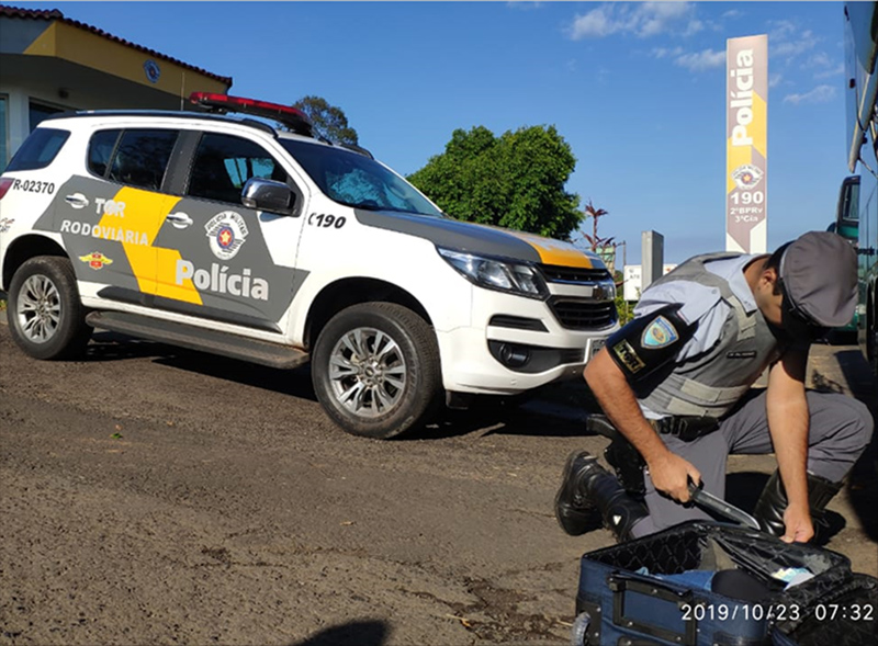 Mulher é flagrada transportando mais de 3kg de cocaína em Assis