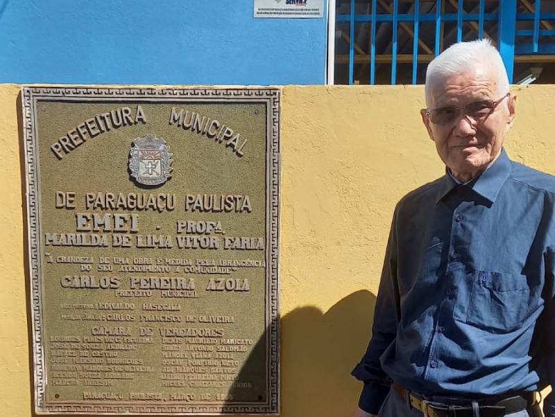 Ex-prefeito de Paraguaçu, Edivaldo Hasegawa, visita escola após homenagem a colônia japonesa