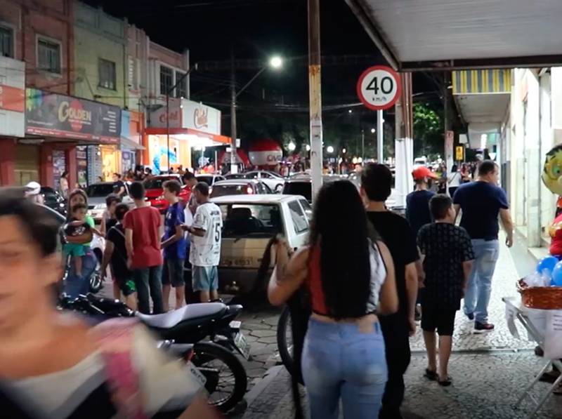 Comércio de Paraguaçu Paulista atende em horários especiais até o dia 23 de dezembro