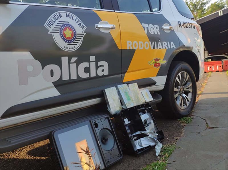 Polícia Rodoviária apreende cocaína com passageiro de ônibus, em Assis